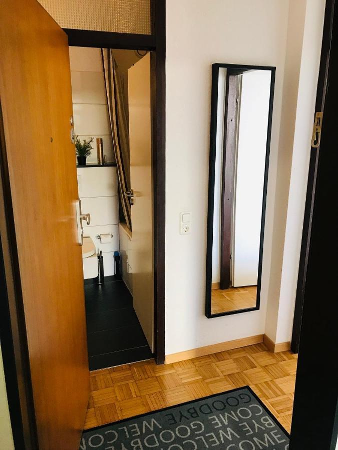 Messe Apartment Koeln West Экстерьер фото