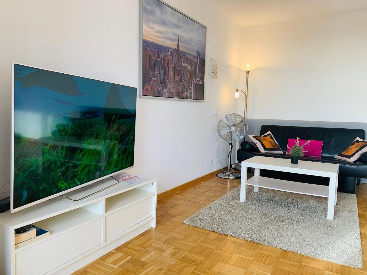 Messe Apartment Koeln West Экстерьер фото