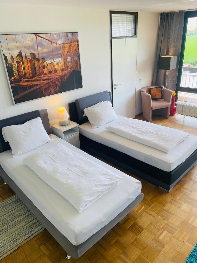 Messe Apartment Koeln West Экстерьер фото